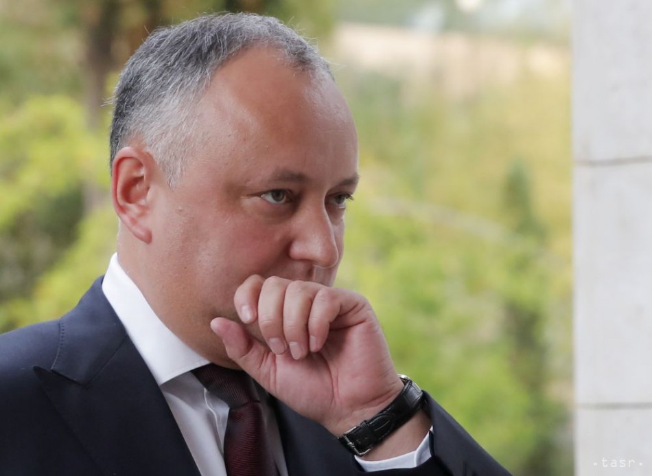 Moldavský ústavný súd suspendoval prezidenta Dodona. 1
