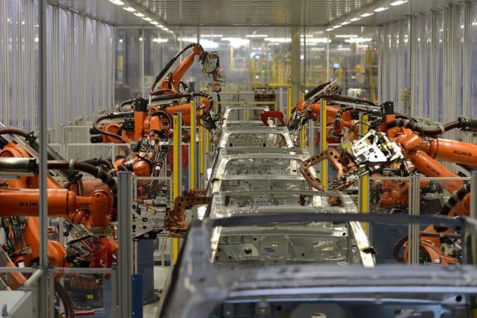 Investícia v bratislavskom Volkswagen Slovakia prinesie 2 000 nových pracovných miest. 1