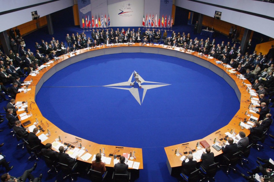 NATO vyjadrilo plnú solidaritu s Českou republikou. 1