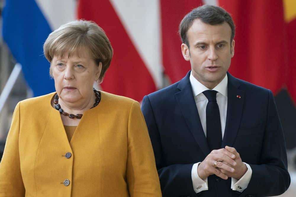 Macron a Merkelová žiadajú od Dánska a USA vysvetlenie správ o odpočúvaní. 1